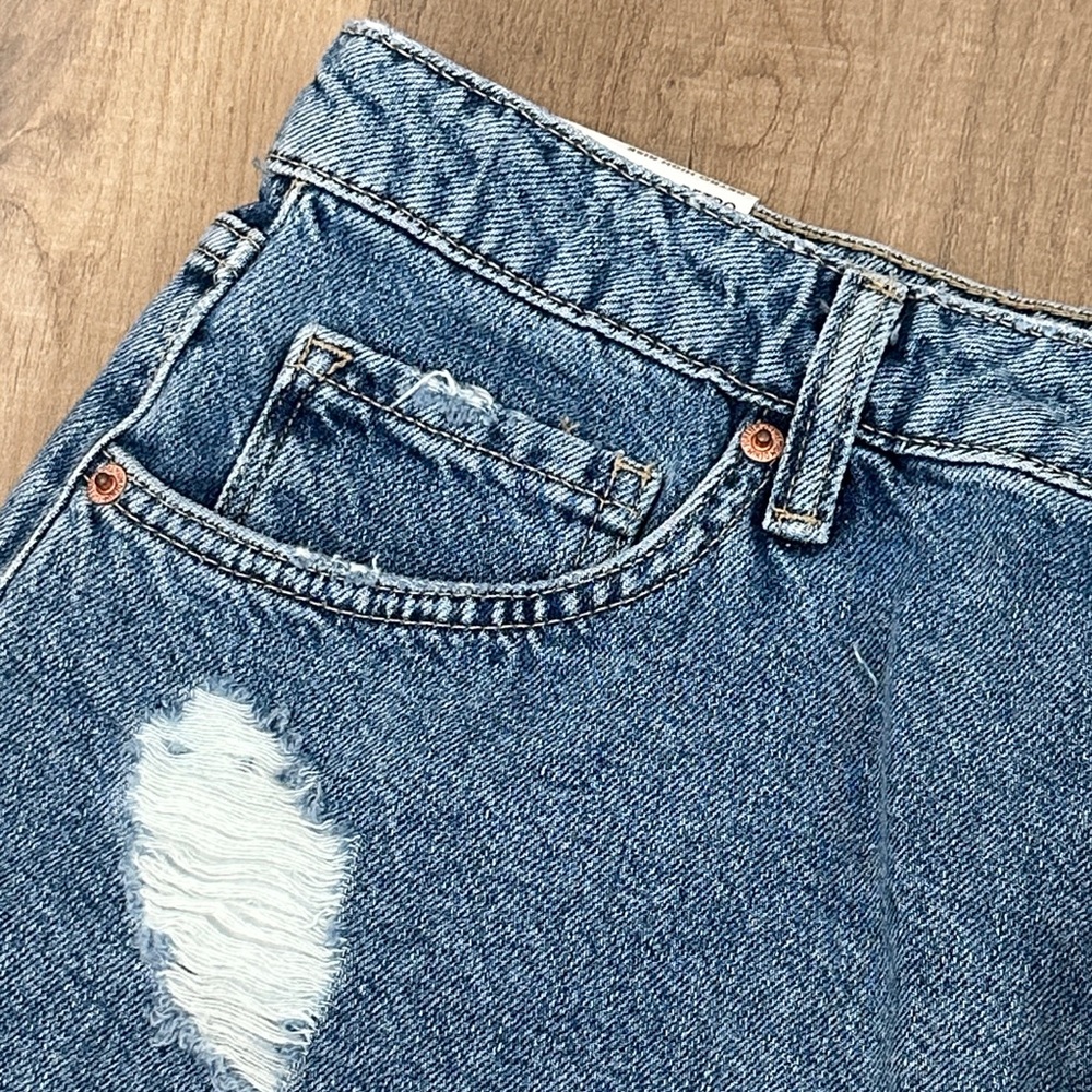 Distressed retro high rise forever 21 Denim Women Shorts size 30 - Picture 5 of 15